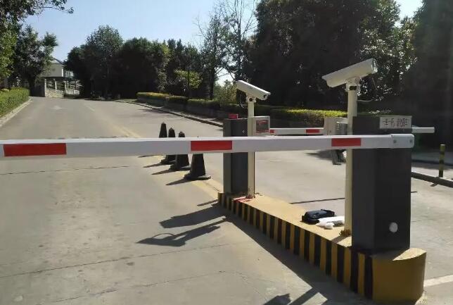 健康碼識別一體機如何與車牌識別聯(lián)動